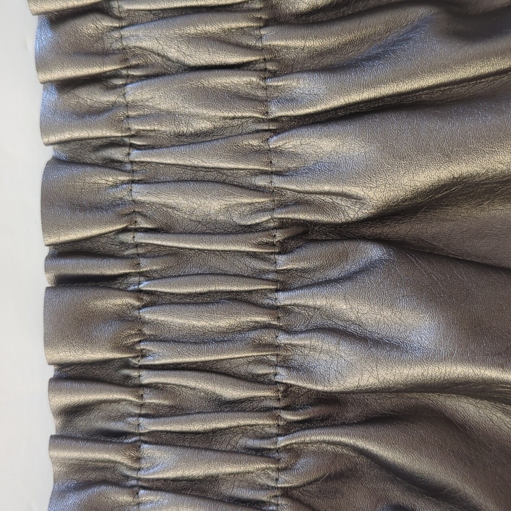 Forever 21 Faux Leather Gathered Waistband Mini Skirt MEDIUM Gray Silver Sheen - Picture 3 of 12